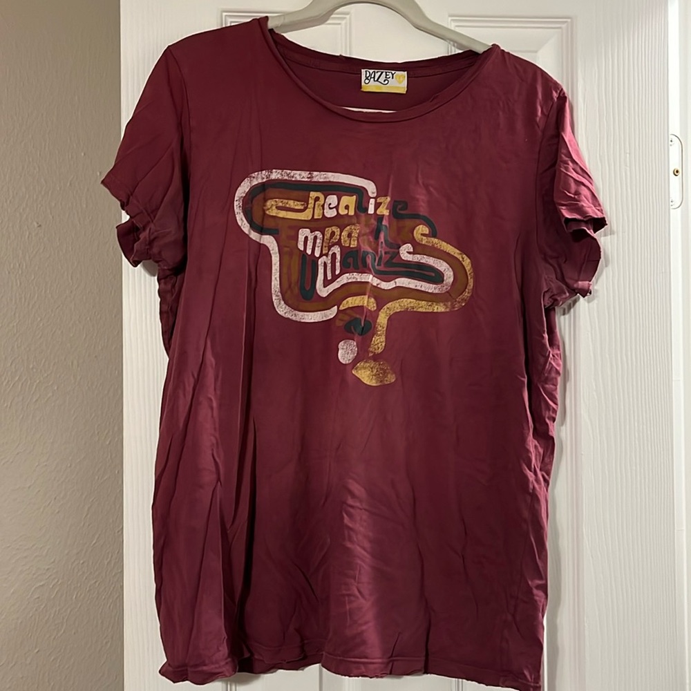 Dazey LA Graphic Tee